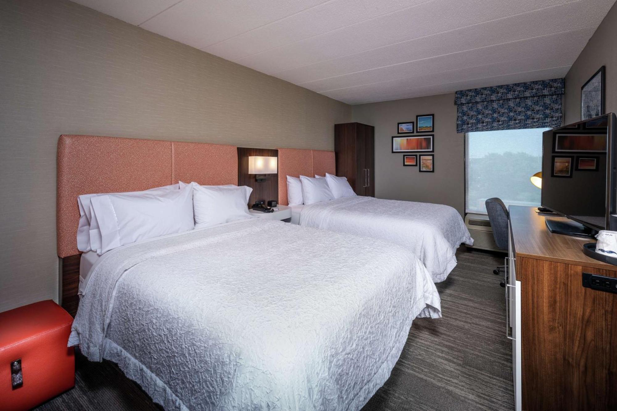 Hampton Inn Fall River/Westport North Westport Экстерьер фото