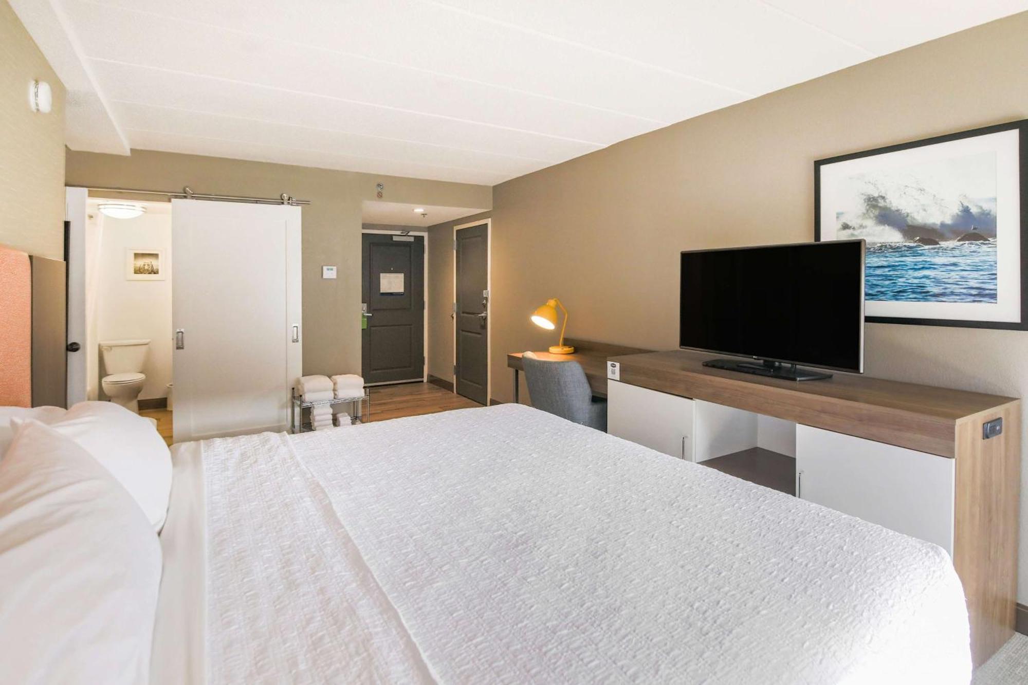 Hampton Inn Fall River/Westport North Westport Экстерьер фото
